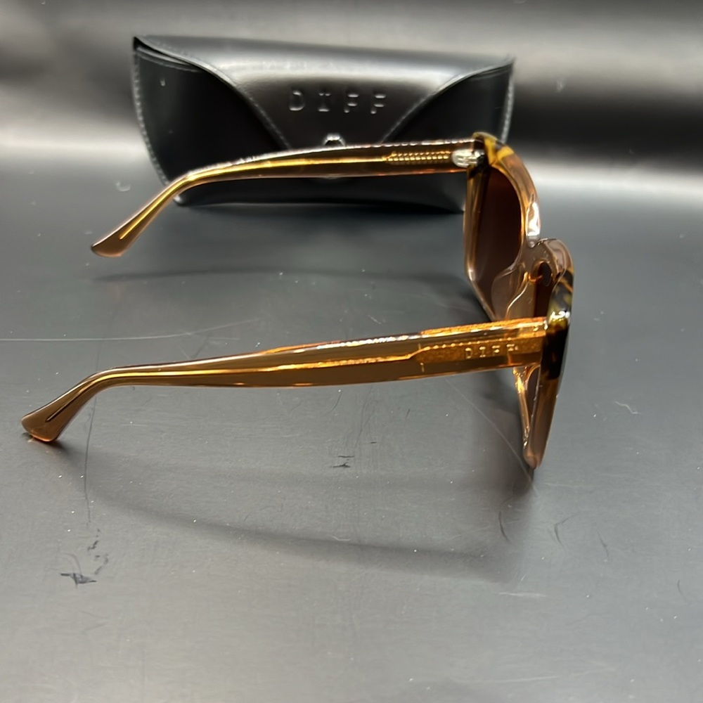 Diff Lizzy Polarized Sunglasses - image 5